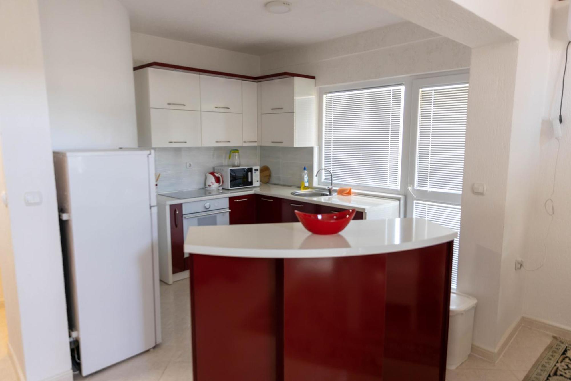 Guest House Aldin Ulcinj Esterno foto