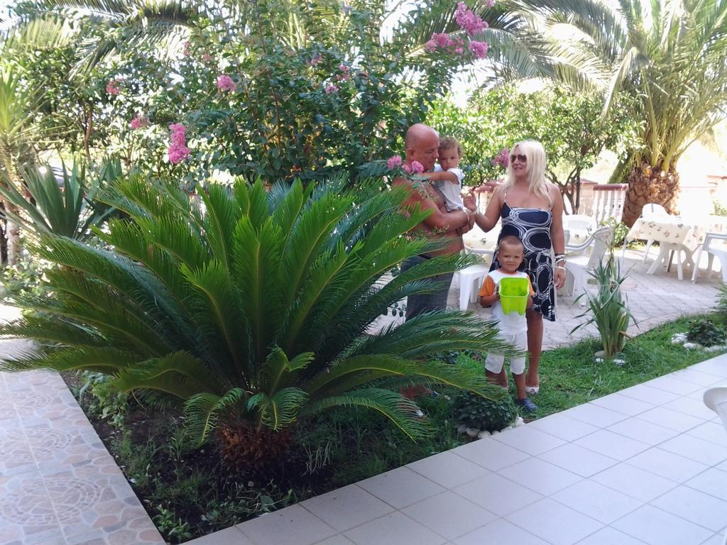 Guest House Aldin Ulcinj Esterno foto