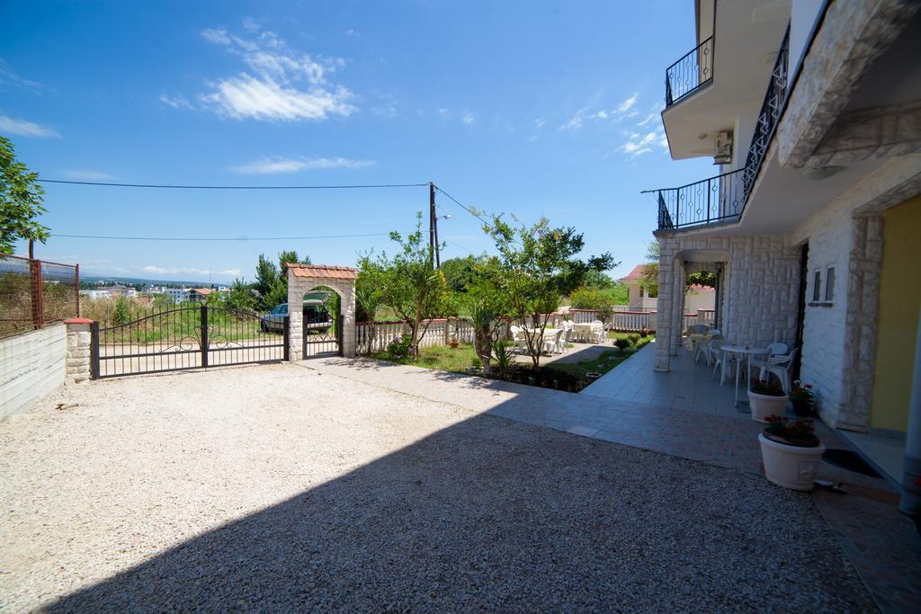 Guest House Aldin Ulcinj Esterno foto