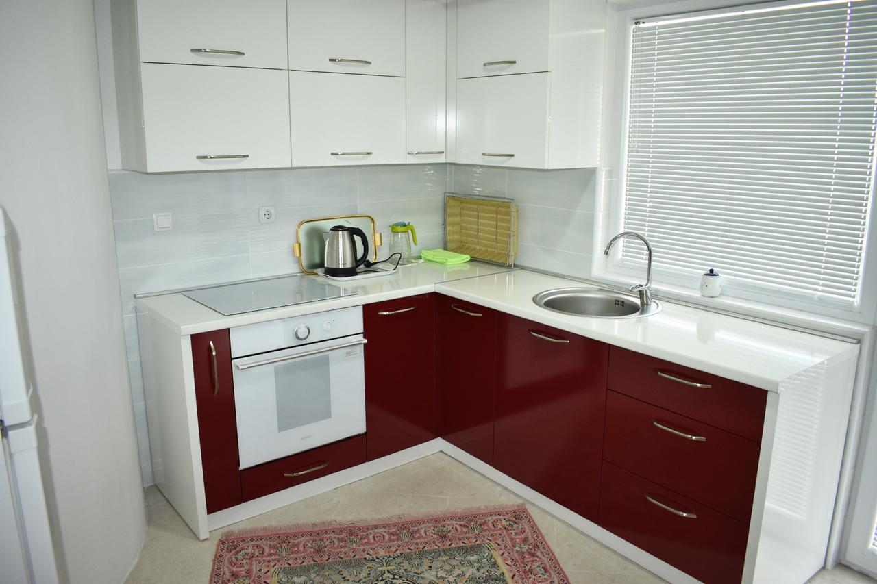 Guest House Aldin Ulcinj Esterno foto